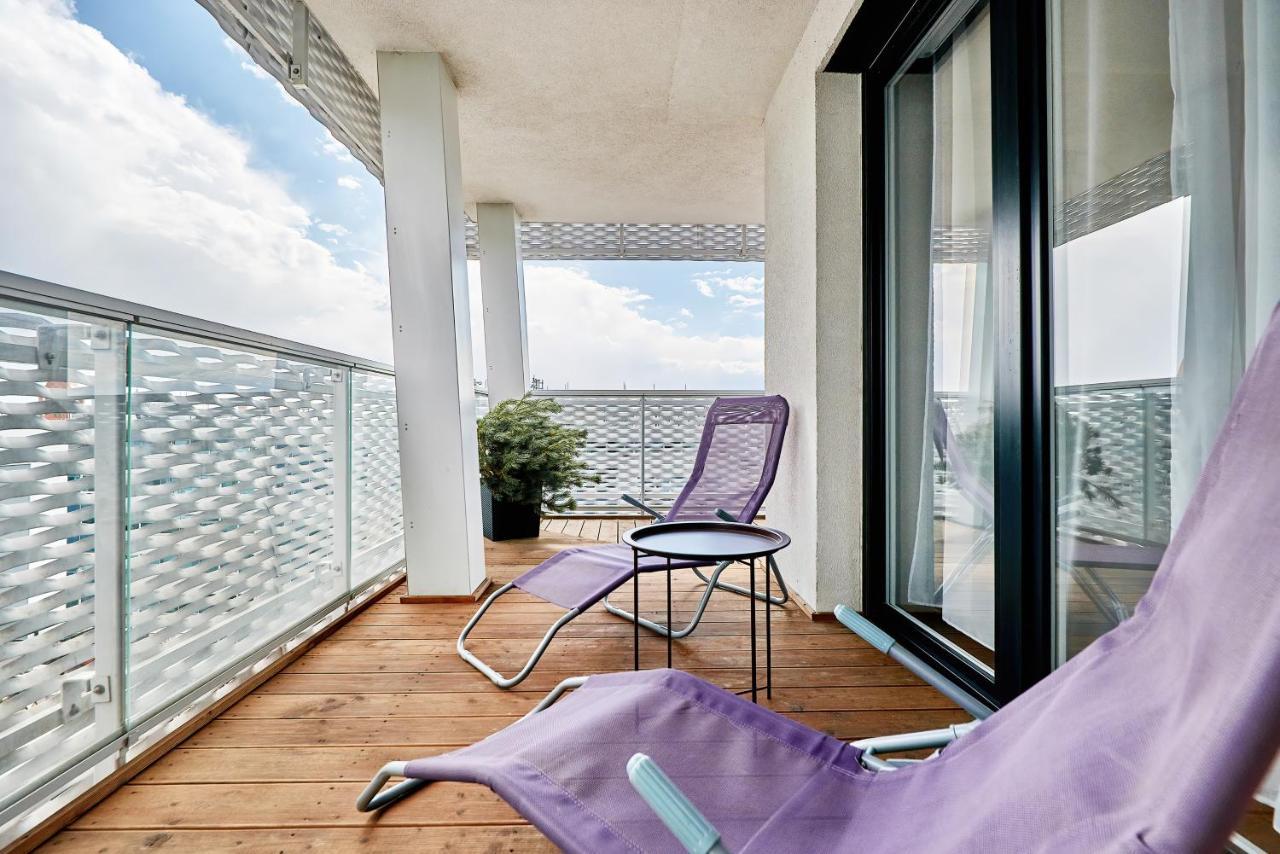 Apartment Wroclaw Sikorskiego With Free Garage By Renters Prestige Exterior photo