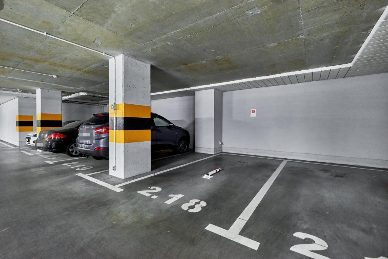 Apartment Wroclaw Sikorskiego With Free Garage By Renters Prestige Exterior photo