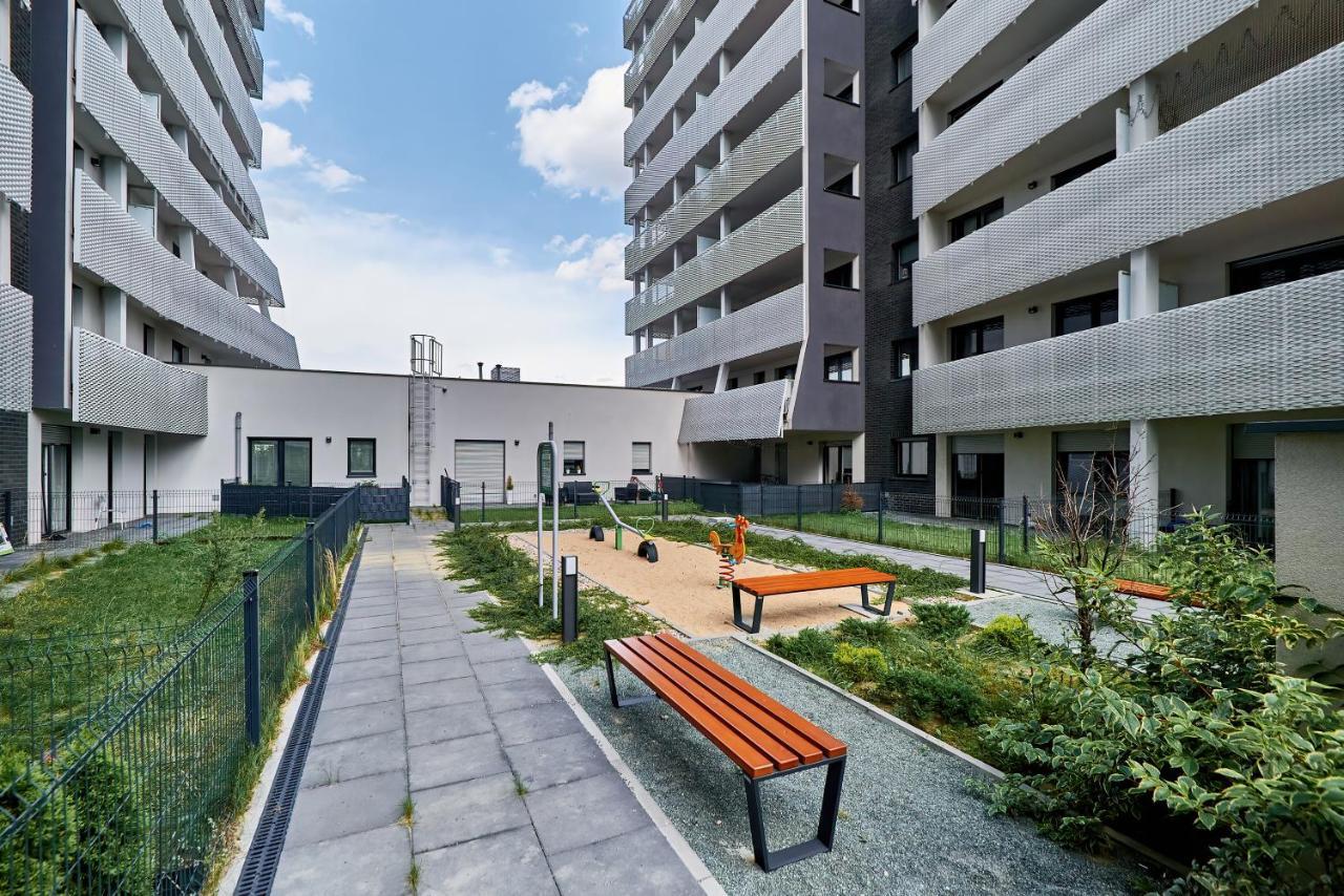Apartment Wroclaw Sikorskiego With Free Garage By Renters Prestige Exterior photo